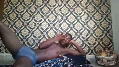 Snapshot of kingemizzy chatting on 10-26-25, 06:52 kingemizzy online show from 10-26-25, 06:52