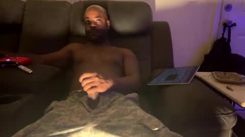 Snapshot of kingofkingz74 chatting on 11-20-25, 02:34 kingofkingz74 online show from 11-20-25, 02:34