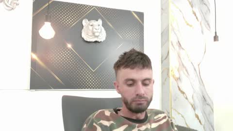 KING  online show from 05-18-26, 04:18