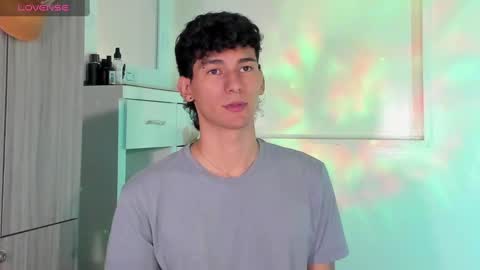  A L E X  online show from 02-18-25, 03:10