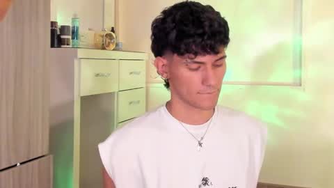  A L E X  online show from 02-22-25, 04:51