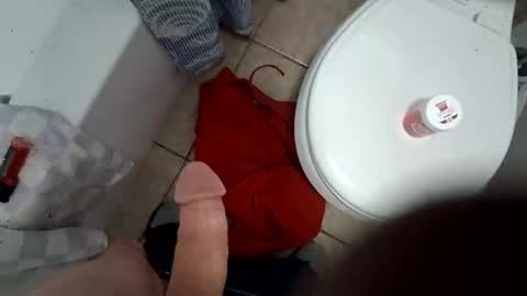 Snapshot of kingstoney08 chatting on 10-31-25, 01:23 nickncas online show from 10-31-25, 01:23