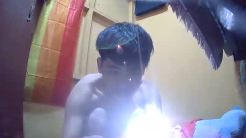 Snapshot of kingsucker2069 chatting on 12-07-24, 12:45 Ruru online show from 12-07-24, 12:45