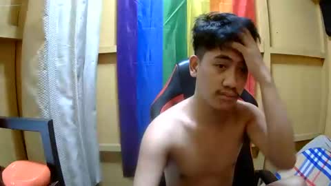 Snapshot of kingsucker2069 chatting on 02-10-25, 08:42 Ruru online show from 02-10-25, 08:42