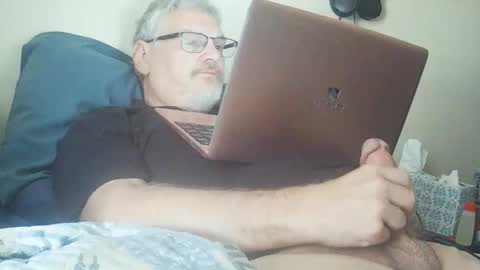 Snapshot of kingtongue10 chatting on 01-08-26, 07:38 kingtongue10 online show from 01-08-26, 07:38