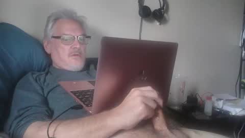 Snapshot of kingtongue10 chatting on 03-16-26, 06:45 kingtongue10 online show from 03-16-26, 06:45