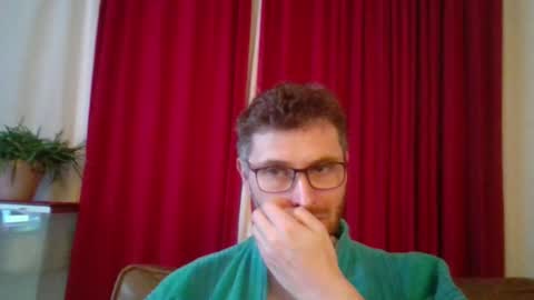 Snapshot of kinksubbydubby chatting on 09-12-25, 11:04 kinksubbydubby online show from 09-12-25, 11:04