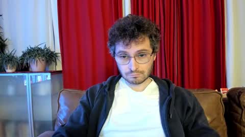 Snapshot of kinksubbydubby chatting on 10-31-25, 10:00 kinksubbydubby online show from 10-31-25, 10:00