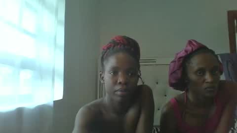 kinky_aria online show from 10-02-25, 09:05