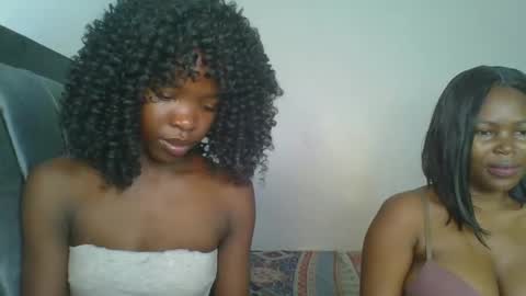 kinky_aria online show from 10-21-25, 05:57