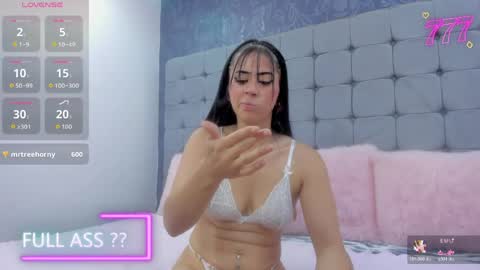 Snapshot of kinky_dakota chatting on 05-15-26, 11:12 dakota online show from 05-15-26, 11:12