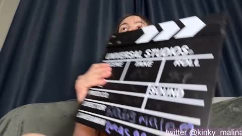 Snapshot of kinky_malina chatting on 01-05-26, 05:27 Heeey My name - Rose. Chat w me here or - online show from 01-05-26, 05:27