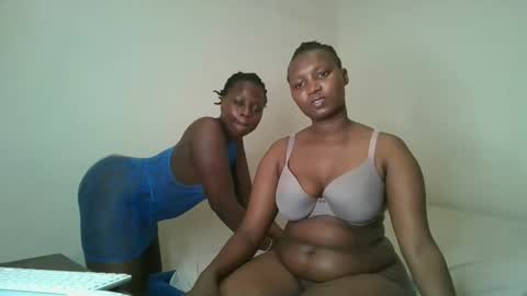 Snapshot of kinky_roey chatting on 03-12-25, 11:54 kinky_roey online show from 03-12-25, 11:54