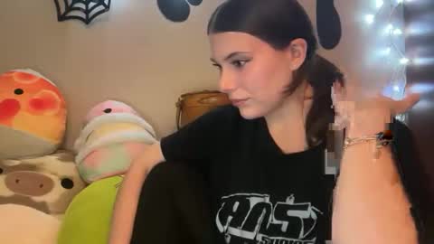 kinkycreative online show from 11-24-25, 11:26