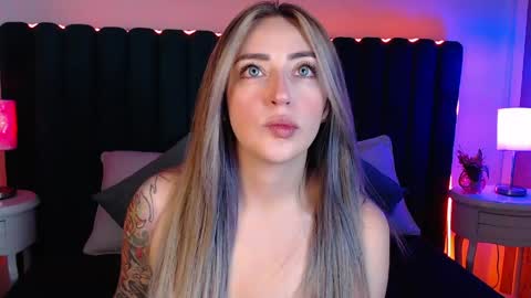 Snapshot of kinkydoll_ chatting on 04-24-26, 10:23 Sara online show from 04-24-26, 10:23