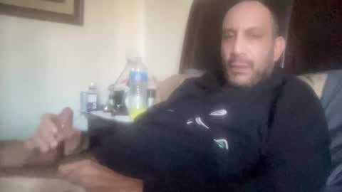 Snapshot of kinkyguy323232 chatting on 01-02-25, 12:02 Kinkyguy323232 online show from 01-02-25, 12:02