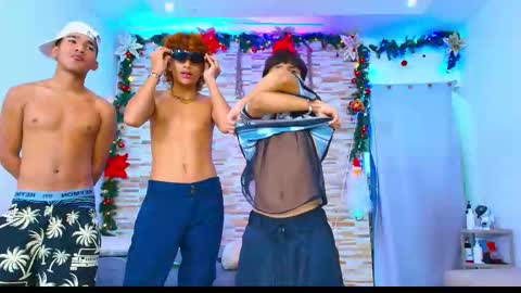 kinkyhousexxx online show from 11-17-25, 01:44