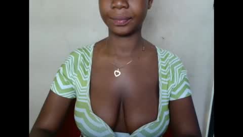 Snapshot of kinkyjuicexx chatting on 09-26-25, 07:12 kinkyjuicexx online show from 09-26-25, 07:12