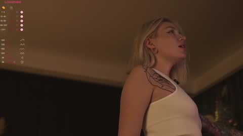 kinkylina_ online show from 01-04-25, 03:17