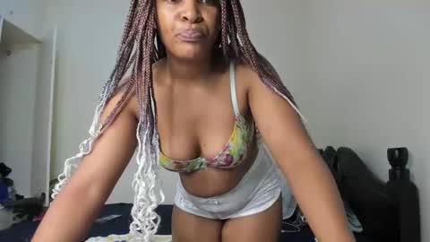 Kinky online show from 01-03-25, 01:14