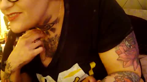 Snapshot of kinkypinkyplay2 chatting on 01-15-26, 07:46 Kinky Pinky online show from 01-15-26, 07:46