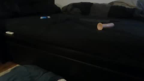 kinkysubmtl online show from 12-22-24, 07:00