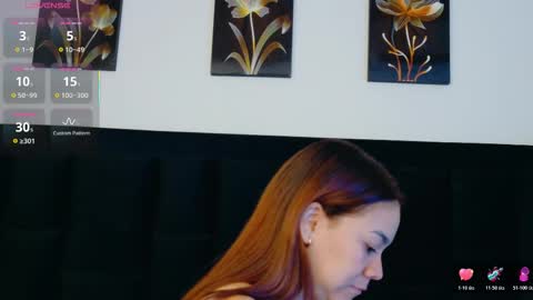 Snapshot of kinkywildmilf chatting on 11-18-25, 01:04 kinkywildmilf online show from 11-18-25, 01:04