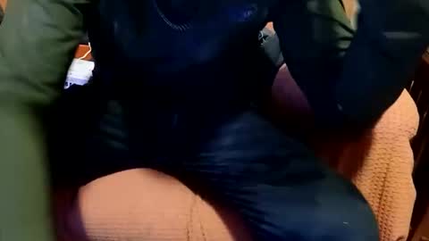 kipp62282 online show from 02-21-25, 04:40