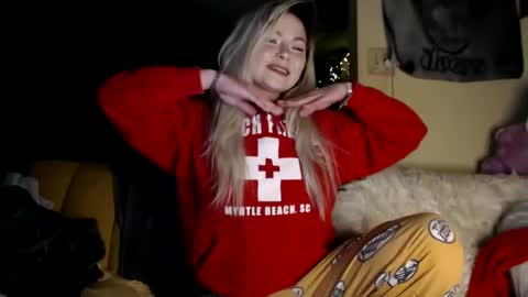 Kipsy Rose online show from 12-23-24, 12:08