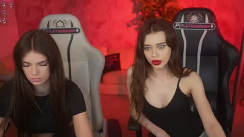 Sweet girls online show from 06-06-26, 08:13