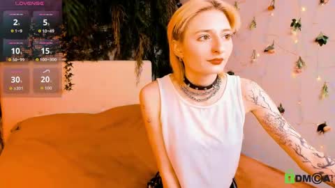 Kira online show from 04-23-26, 09:17