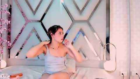    online show from 05-08-26, 04:56