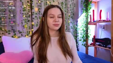 Kira Briis online show from 05-04-26, 06:37