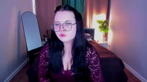 kira online show from 04-25-26, 09:01