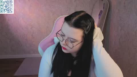 kira online show from 04-28-26, 01:26