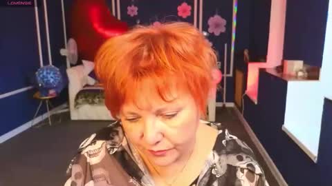 Kira Kennet online show from 04-23-26, 12:29