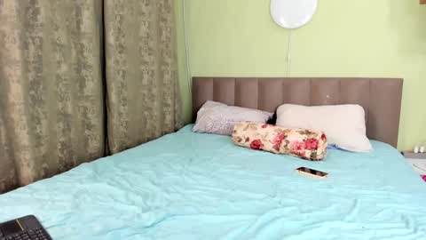 Snapshot of kira_kittyxxx chatting on 12-02-24, 06:20 Kira online show from 12-02-24, 06:20