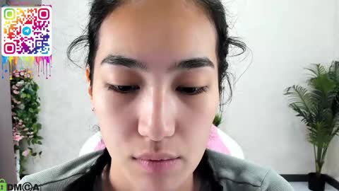 Aura online show from 09-27-25, 03:11