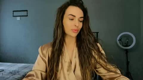 Kira love1 online show from 04-13-26, 07:14