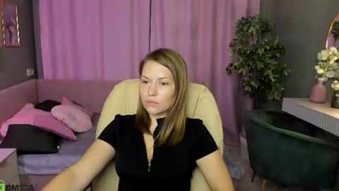 Kira online show from 07-21-26, 12:46