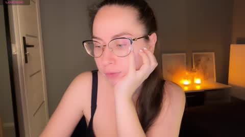 Snapshot of kira_nuru_queen chatting on 02-20-26, 07:36 Kira online show from 02-20-26, 07:36