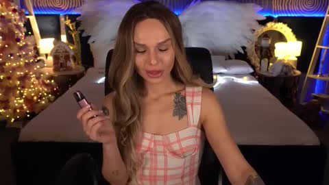 kiraagray online show from 12-14-25, 02:00