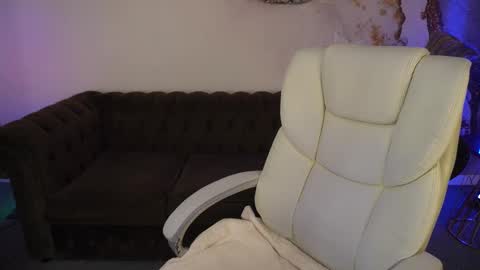 Snapshot of kiracandys chatting on 02-09-25, 09:49 Kira online show from 02-09-25, 09:49