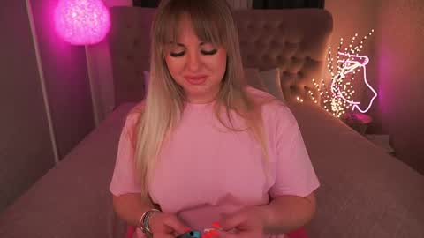 Snapshot of kiracandys chatting on 03-03-25, 08:54 Kira online show from 03-03-25, 08:54