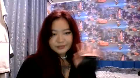 Kira online show from 09-18-25, 05:48