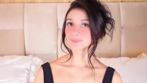 kira online show from 09-08-25, 11:26