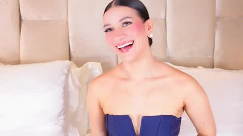 kira online show from 10-15-25, 01:39