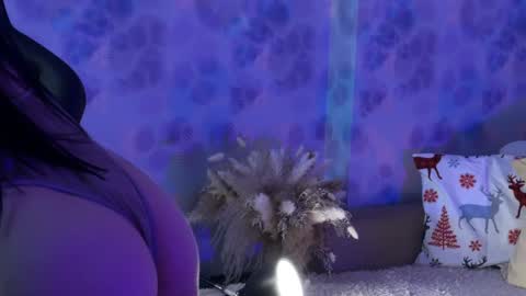 Snapshot of kiralilime chatting on 12-21-24, 08:00 Kira online show from 12-21-24, 08:00