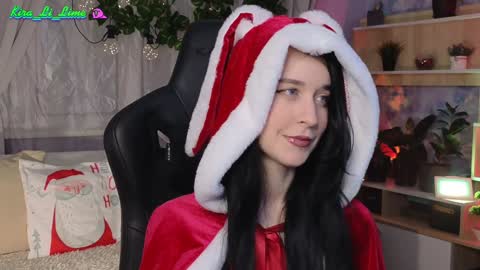 Snapshot of kiralilime chatting on 12-31-24, 08:45 Kira online show from 12-31-24, 08:45