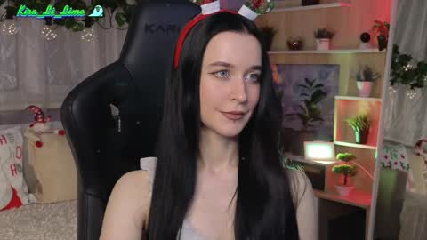 Snapshot of kiralilime chatting on 01-02-25, 07:29 Kira online show from 01-02-25, 07:29